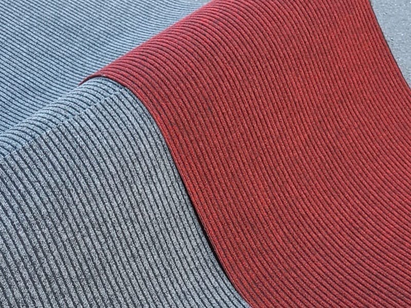 Kırmızı Araba Halısı — Nervürlü Araç Zemini